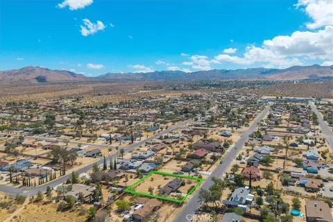 View/Area - 7433 Frontera Ave, Yucca Valley, CA 92284 photo 8 of 11