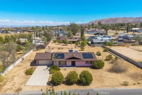 View/Area - 7433 Frontera Ave, Yucca Valley, CA 92284 photo 1 of 11