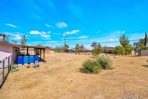 Exterior - 7433 Frontera Ave, Yucca Valley, CA 92284 photo 3 of 8