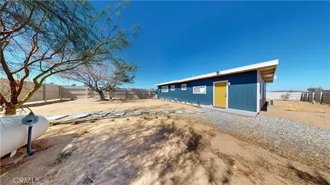 Exterior - 829 Cambria, Yucca Valley, CA 92284 photo 6 of 8