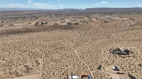 View/Area - 829 Cambria, Yucca Valley, CA 92284 photo 21 of 27