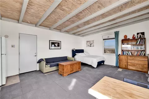 Bedroom - 65255 Pluto St, Joshua Tree, CA 92252 photo 3 of 4