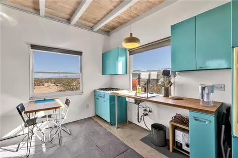 Kitchen - 65255 Pluto St, Joshua Tree, CA 92252 photo 2 of 2