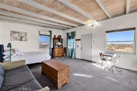 Bedroom - 65255 Pluto St, Joshua Tree, CA 92252 photo 2 of 4