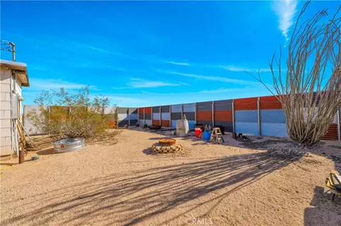 Exterior - 65255 Pluto St, Joshua Tree, CA 92252 photo 14 of 16