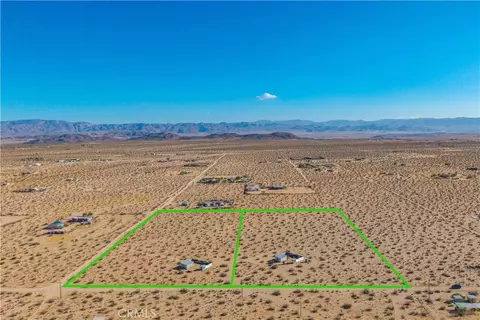 View/Area - 65255 Pluto St, Joshua Tree, CA 92252 photo 1 of 2