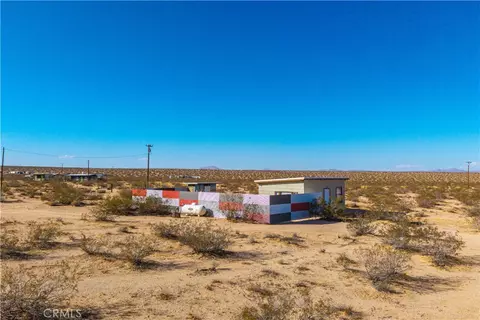 Exterior - 65255 Pluto St, Joshua Tree, CA 92252 photo 8 of 16