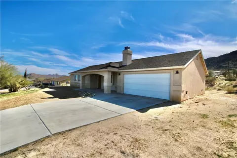 Exterior - 60917 Navajo, Joshua Tree, CA 92252 photo 3 of 5