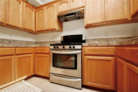Kitchen - 60917 Navajo, Joshua Tree, CA 92252 photo 2 of 3