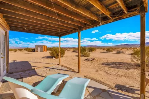 Exterior - 79017 El Paseo Dr, Twentynine Palms, CA 92277 photo 7 of 11