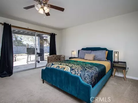 Bedroom - 7167 Cherokee Trl, Yucca Valley, CA 92284 photo 2 of 3