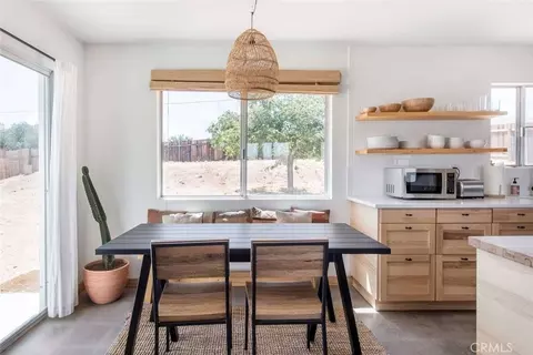 Dining - 61607 Granada Dr, Joshua Tree, CA 92252 photo 1 of 2