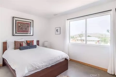 Bedroom - 61607 Granada Dr, Joshua Tree, CA 92252 photo 2 of 2