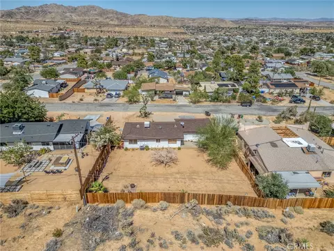 View/Area - 61607 Granada Dr, Joshua Tree, CA 92252 photo 1 of 3