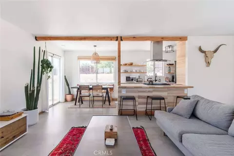 Living - 61607 Granada Dr, Joshua Tree, CA 92252 photo 1 of 5