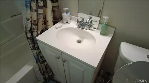 Bath - 71688 Macrae Rd, Twentynine Palms, CA 92277 photo 5 of 5
