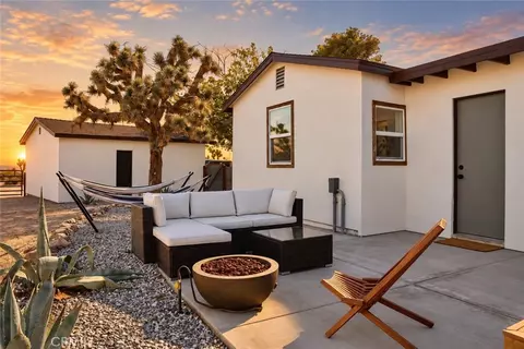 Exterior - 58248 Aberdeen Dr, Yucca Valley, CA 92284 photo 2 of 11