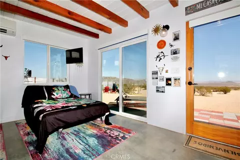 Bedroom - 4719 Kickapoo Trl, Landers, CA 92285 photo 1 of 3
