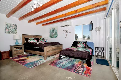 Bedroom - 4719 Kickapoo Trl, Landers, CA 92285 photo 3 of 3