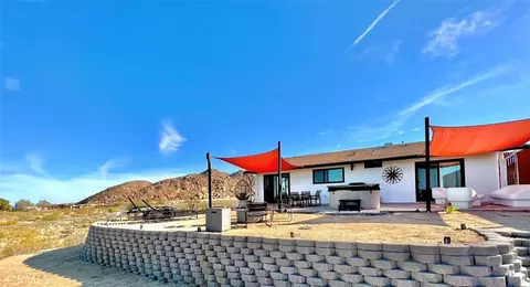 Exterior - 61910 Sunburst Cir, Joshua Tree, CA 92252 photo 3 of 20