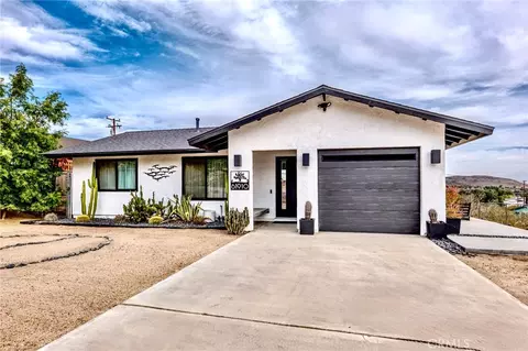 Exterior - 61910 Sunburst Cir, Joshua Tree, CA 92252 photo 2 of 20