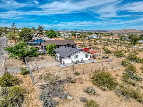 View/Area - 61910 Sunburst Cir, Joshua Tree, CA 92252 photo 5 of 13