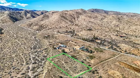 1234 Bisbee Rd, Pioneertown, CA 92268