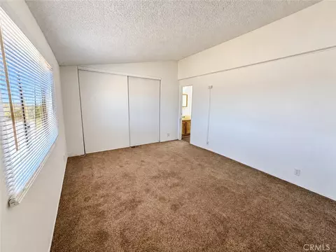 60575 Joshua Tree Ln, Landers, CA 92285 photo 14