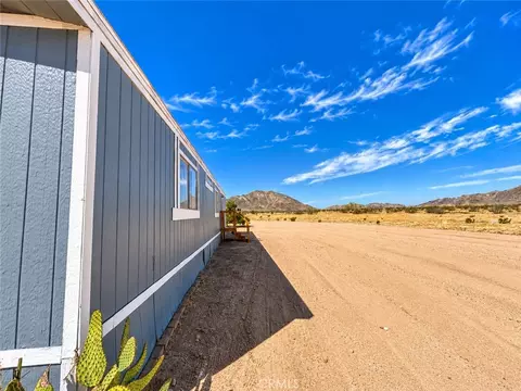 60575 Joshua Tree Ln, Landers, CA 92285 photo 24