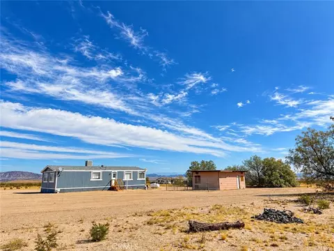 60575 Joshua Tree Ln, Landers, CA 92285 photo 19