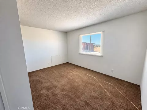 60575 Joshua Tree Ln, Landers, CA 92285 photo 11