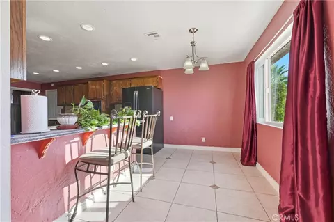 Dining - 32026 163rd E, Llano, CA 93544 photo 1 of 1