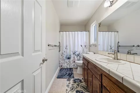 Entry Way - 32026 163rd E, Llano, CA 93544 photo 2 of 3
