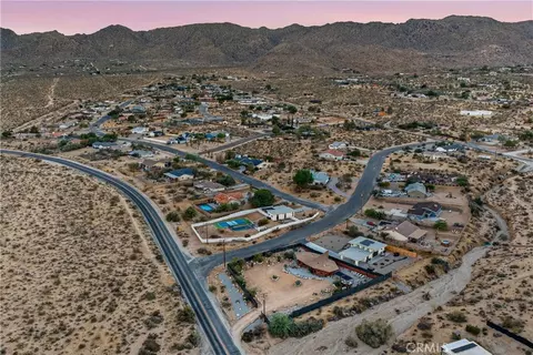 View/Area - 7420 Quail Spgs, Joshua Tree, CA 92252 photo 3 of 6