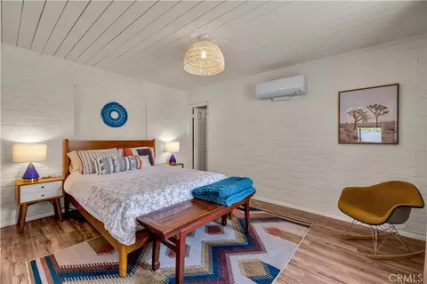 Bedroom - 6685 Sunnyhill Rd, Joshua Tree, CA 92252 photo 4 of 7
