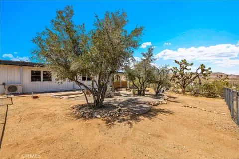 Exterior - 6685 Sunnyhill Rd, Joshua Tree, CA 92252 photo 12 of 17
