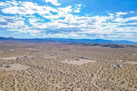 View/Area - 54574 Caspers Rd, Johnson Valley, CA 92285 photo 4 of 6