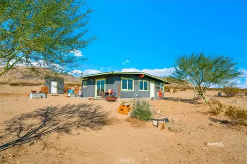 Exterior - 54574 Caspers Rd, Johnson Valley, CA 92285 photo 3 of 15