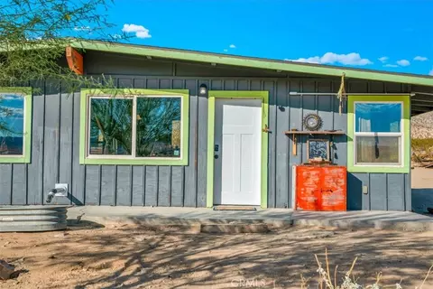 Exterior - 54574 Caspers Rd, Johnson Valley, CA 92285 photo 2 of 15