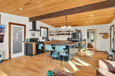 Kitchen - 54574 Caspers Rd, Johnson Valley, CA 92285 photo 4 of 8