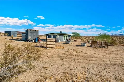 Exterior - 54574 Caspers Rd, Johnson Valley, CA 92285 photo 13 of 15