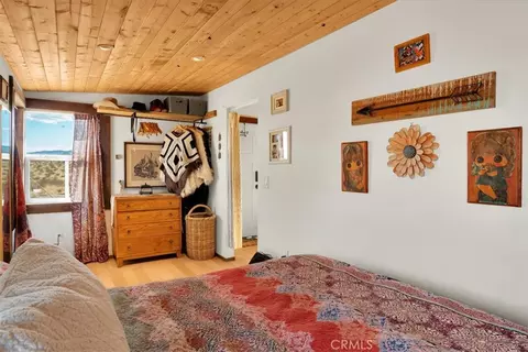 Bedroom - 54574 Caspers Rd, Johnson Valley, CA 92285 photo 4 of 4