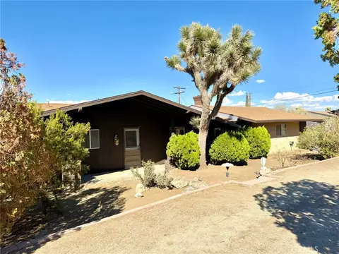 Exterior - 56862 La Cadena, Yucca Valley, CA 92284 photo 8 of 17