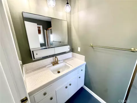 Bath - 56862 La Cadena, Yucca Valley, CA 92284 photo 2 of 5