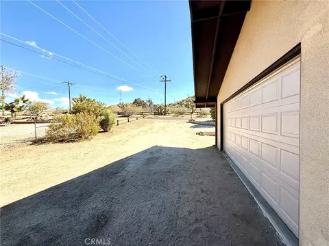 Exterior - 56862 La Cadena, Yucca Valley, CA 92284 photo 15 of 17