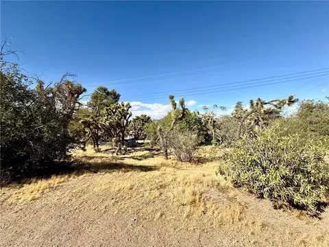 Exterior - 56862 La Cadena, Yucca Valley, CA 92284 photo 13 of 17