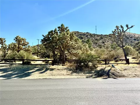 Exterior - 56862 La Cadena, Yucca Valley, CA 92284 photo 16 of 17