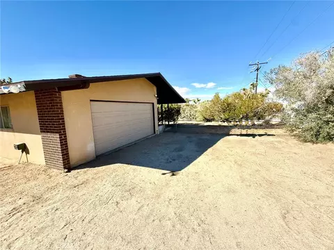 Exterior - 56862 La Cadena, Yucca Valley, CA 92284 photo 7 of 17