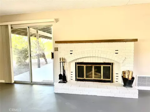 Living - 56862 La Cadena, Yucca Valley, CA 92284 photo 3 of 5