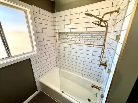 Bath - 56862 La Cadena, Yucca Valley, CA 92284 photo 4 of 5